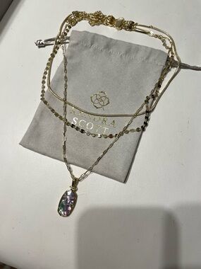 Kendra Scott Gold Triple Strand Necklace with Lilac Abalone Pendant